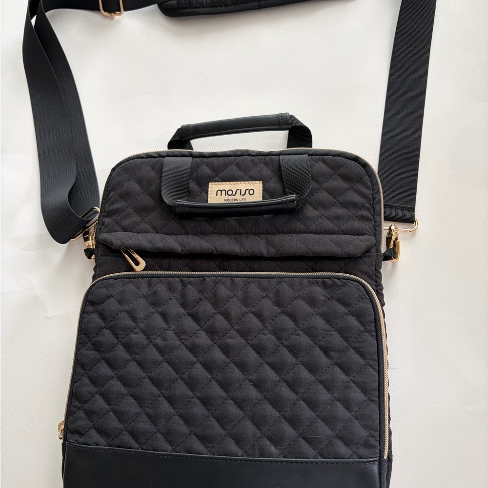 Mosiso Laptop Tablet Case. Crossbody style with handle.